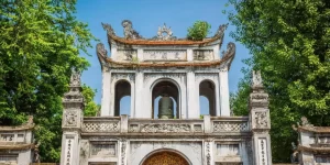 Temple of Literature & National University - 3.03 km from property
